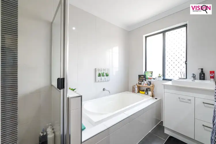 Seventh view of Homely house listing, 4 Chameo Place, Marian QLD 4753