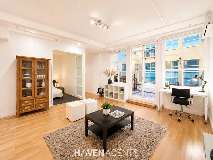 212/422 Collins Street