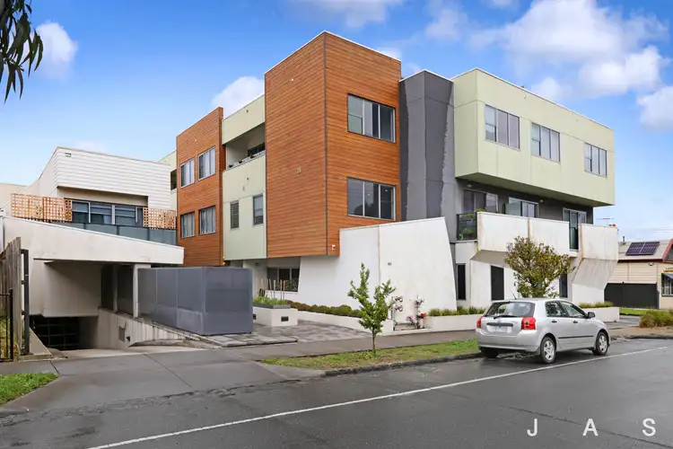 105/141 Stephen Street