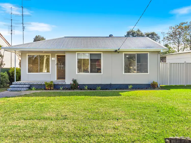 25 Boyce Avenue, Wyong NSW 2259