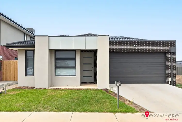 28 Birregurra Drive, Tarneit VIC 3029