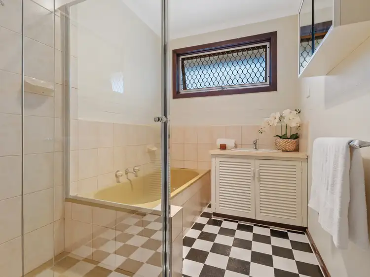 Sixth view of Homely house listing, 33 Mill Park Drive, Mill Park VIC 3082