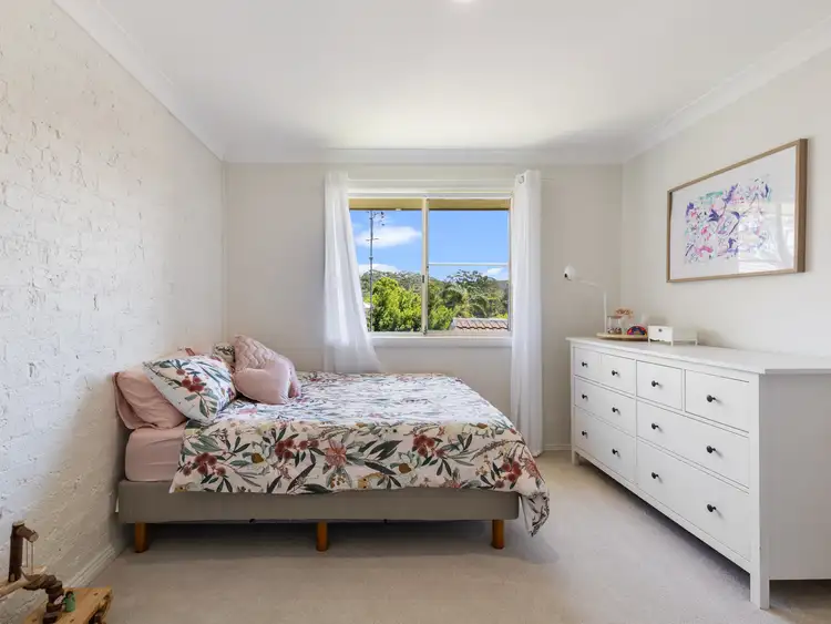 Fifth view of Homely house listing, 2/22 Stornaway Cr, Berkeley Vale NSW 2261