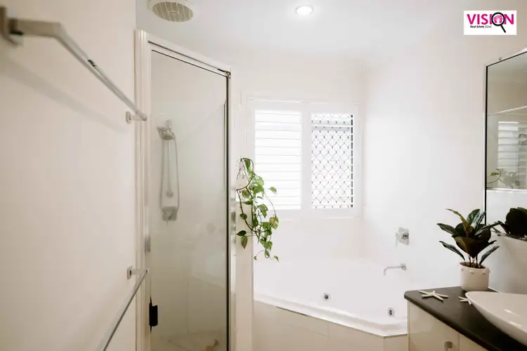 Sixth view of Homely house listing, 13 Chantilly Court, Glenella QLD 4740
