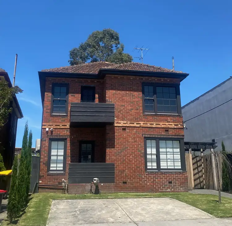 Main view of Homely apartment listing, 2/3 Ashe Grove, Toorak VIC 3142