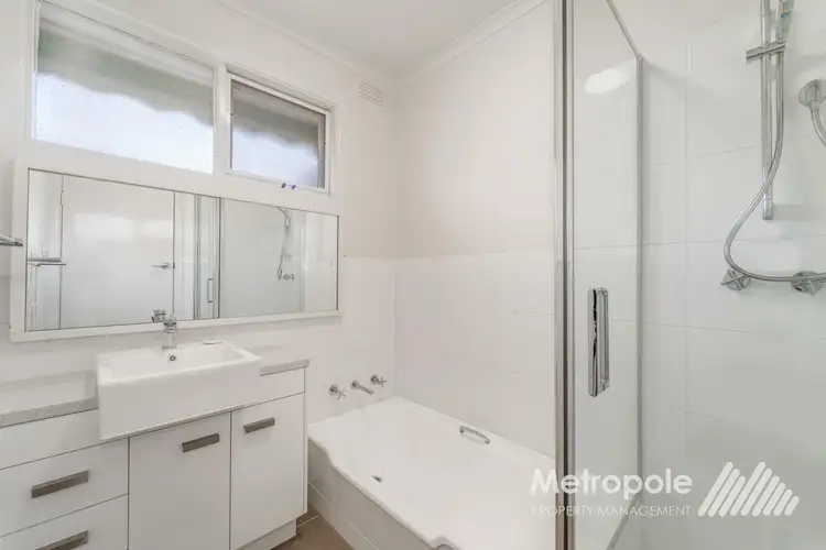 Third view of Homely villa listing, 6/4 Park Avenue, Glen Huntly VIC 3163