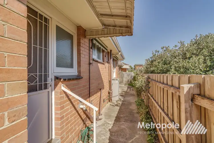 Fifth view of Homely villa listing, 6/4 Park Avenue, Glen Huntly VIC 3163
