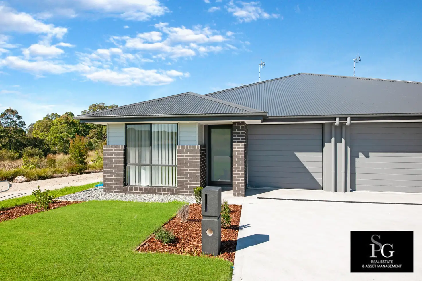 Main view of Homely semi-detached listing, 90b Comel Ave, Cameron Park NSW 2285