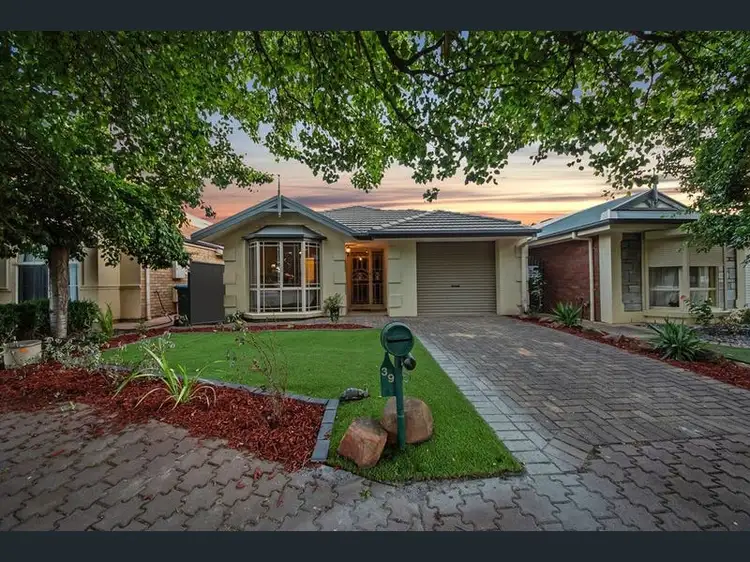 39 Parkview Drive, Oakden SA 5086