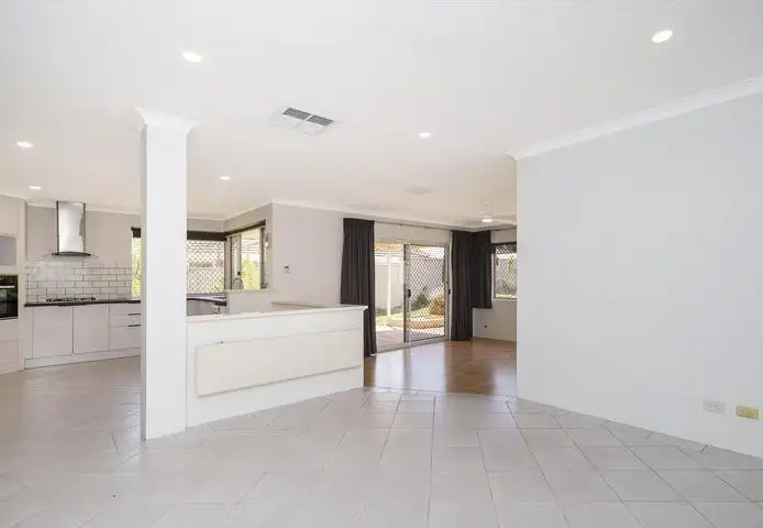 Third view of Homely house listing, 5 Seagate Turn, Kinross WA 6028