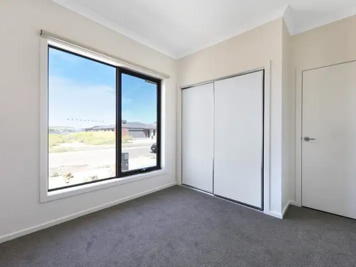 Second view of Homely house listing, 4 Koobush Boulevard, Wollert VIC 3750