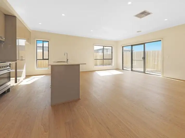 Fifth view of Homely house listing, 4 Koobush Boulevard, Wollert VIC 3750