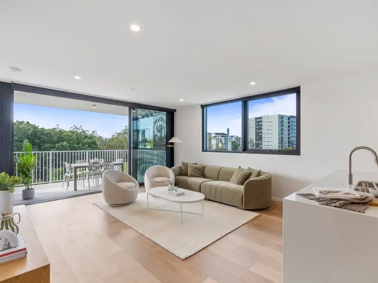 701/36 Sylvan Road, Toowong QLD 4066