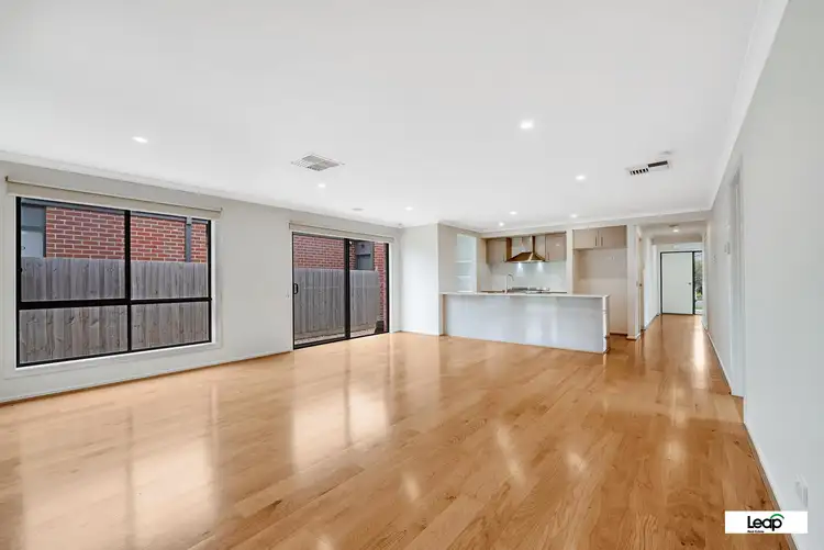 Fifth view of Homely house listing, 10 Rialto Close, Wallan VIC 3756