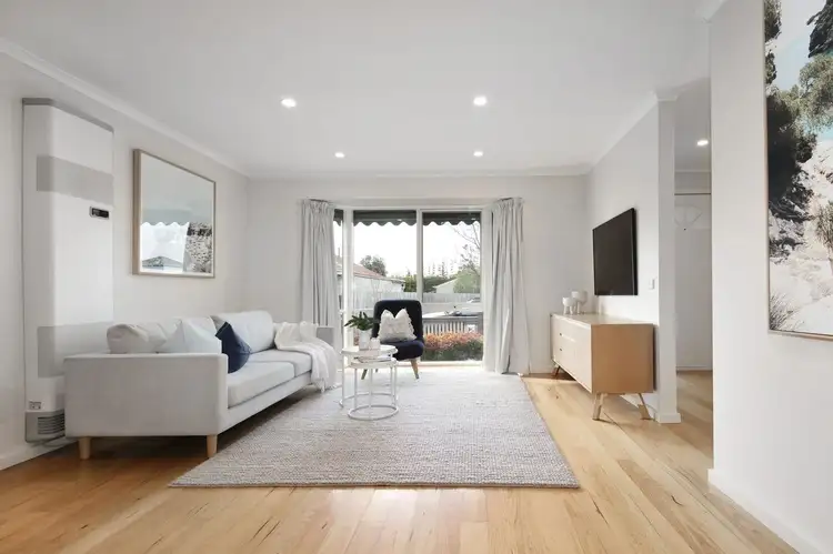 2 Small Road, Bentleigh VIC 3204