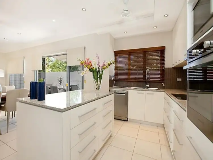 10/125 Dickward Drive