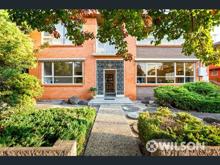 2/1 Milburn Grove