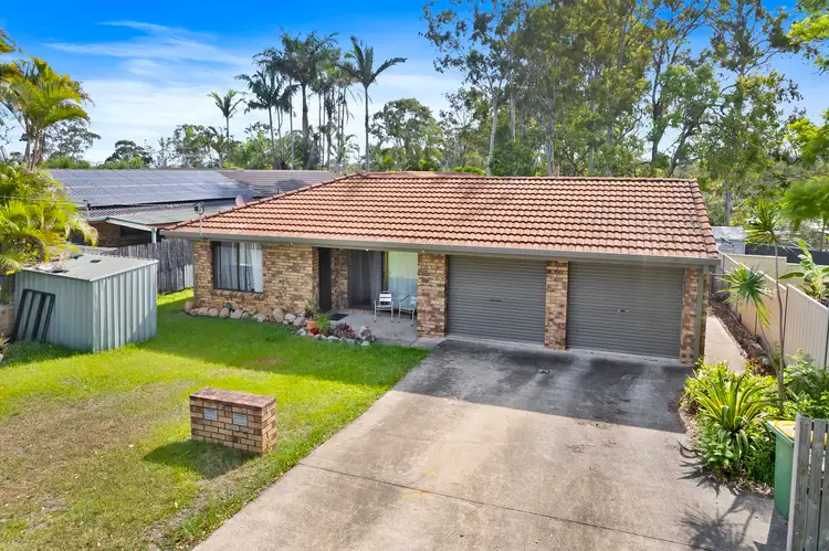 4 Newlands Avenue, Petrie QLD 4502