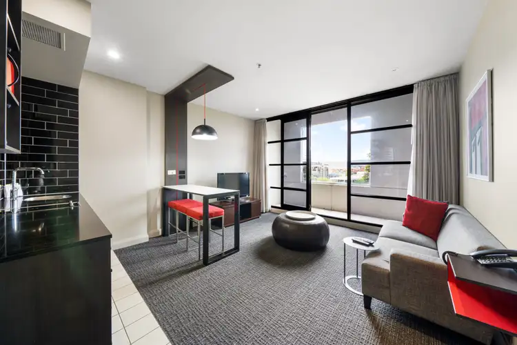 619/61 Hindmarsh Square