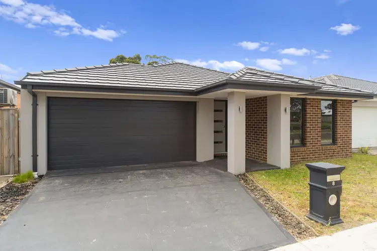 Main view of Homely house listing, 8 Hinneberg Street, Cranbourne VIC 3977