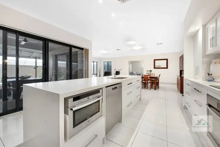 15 Coastside Crescent, Glenfield WA 6532