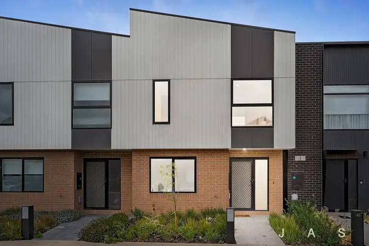 48 Phoenix Road