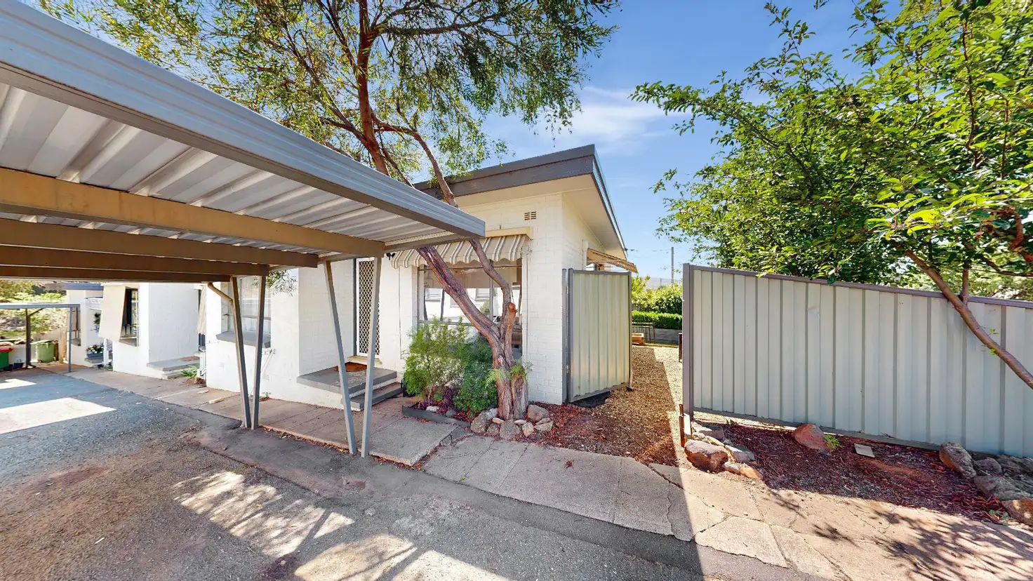 Main view of Homely townhouse listing, 1/18 Gilmore Place, Queanbeyan NSW 2620