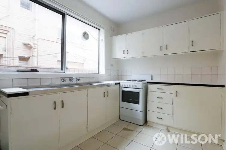 1/8 Hotham Grove
