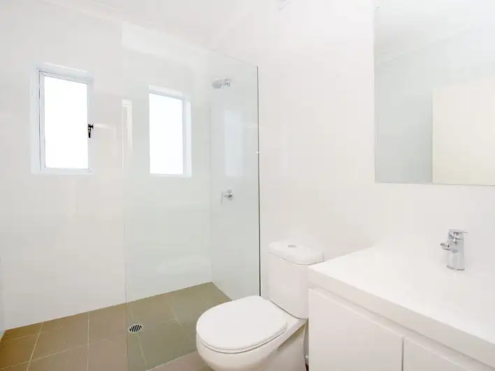 Fifth view of Homely apartment listing, 4/14 Military Road, North Bondi NSW 2026