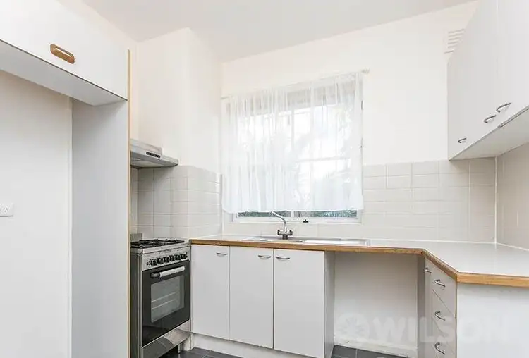6/52 Hotham Street