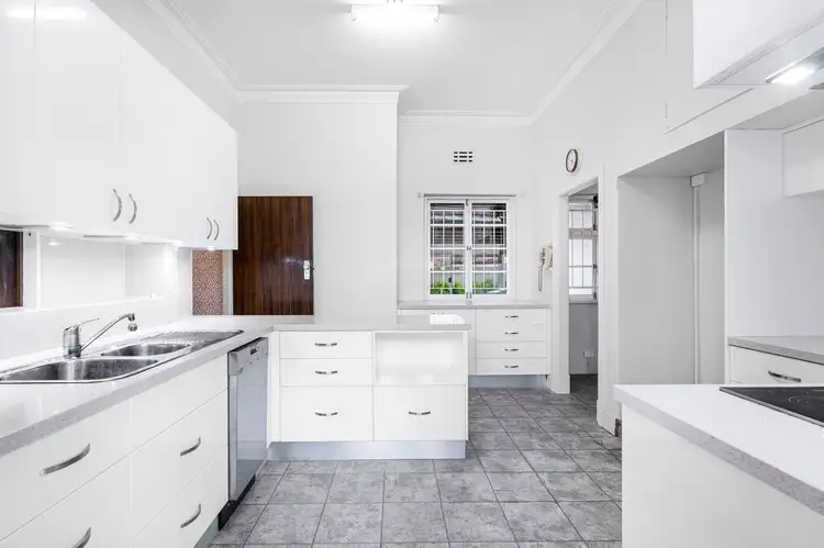 Fifth view of Homely house listing, 12 Valetta Street, Manly QLD 4179