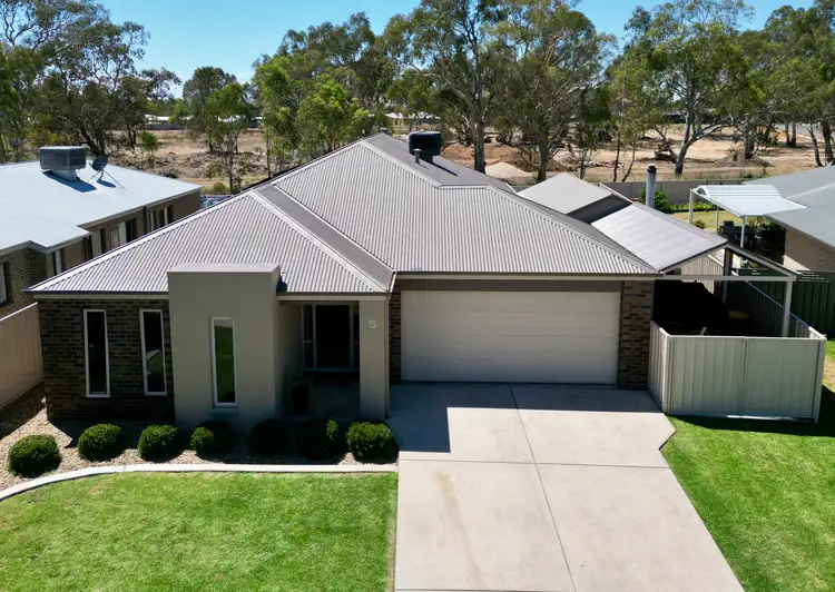 5 Pech Ave, Jindera NSW 2642