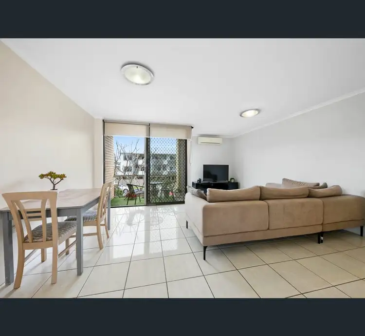Third view of Homely apartment listing, 2/8 Cook St, Yeronga QLD 4104