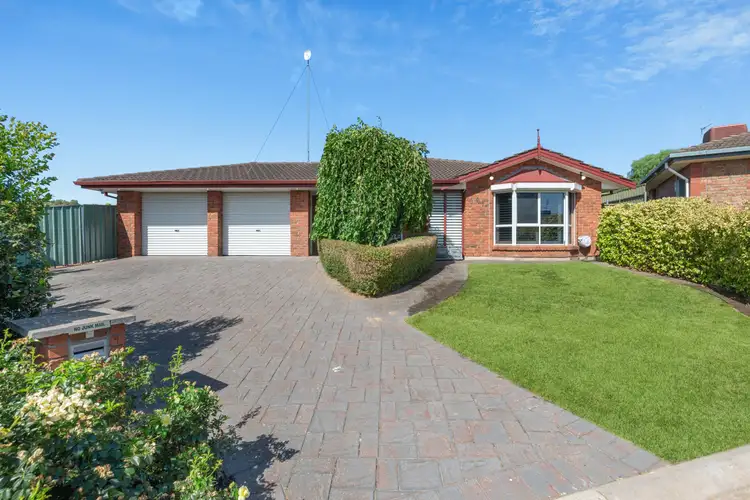 9 Mahogany Court, Craigmore SA 5114