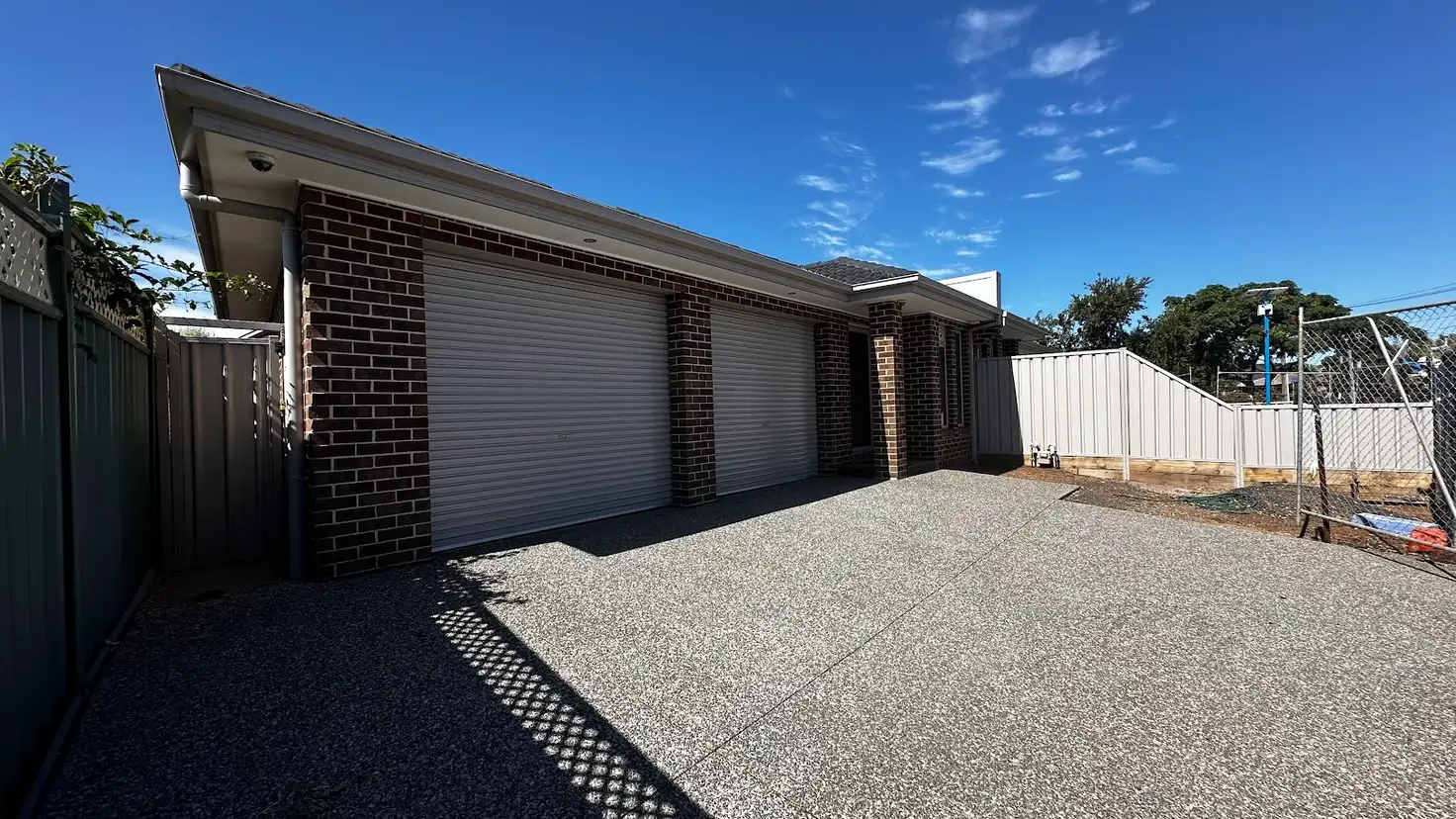 Main view of Homely house listing, 2/10 Doynton Parade, Hoppers Crossing VIC 3029
