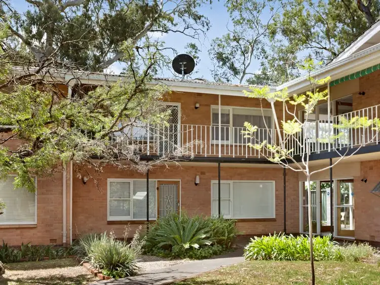 8/20 Statenborough Street