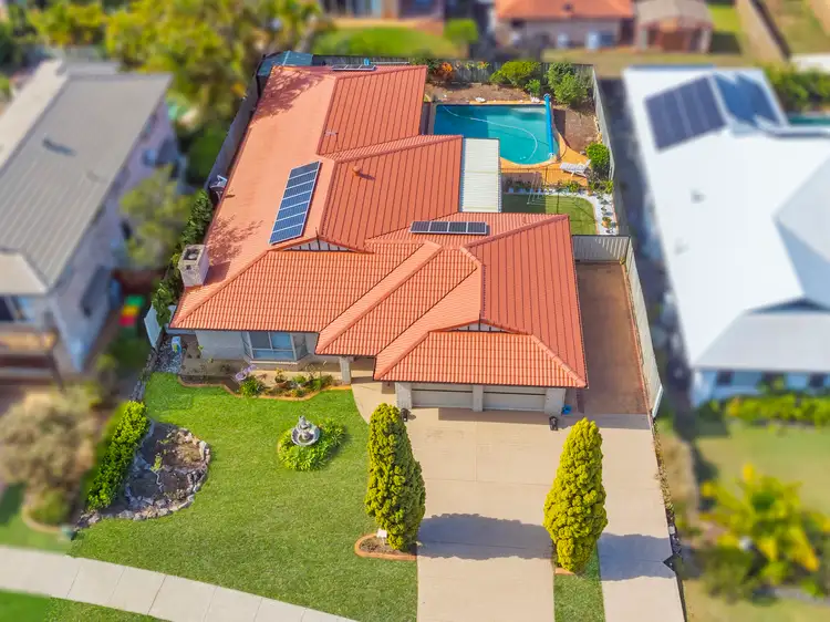 10 Burbank Road, Birkdale QLD 4159