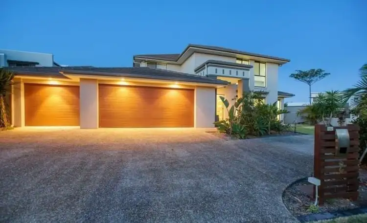 2 Harbourvue Court, Helensvale QLD 4212
