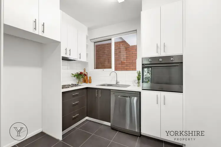 Fifth view of Homely apartment listing, 5/50 Morang Road, Hawthorn VIC 3122