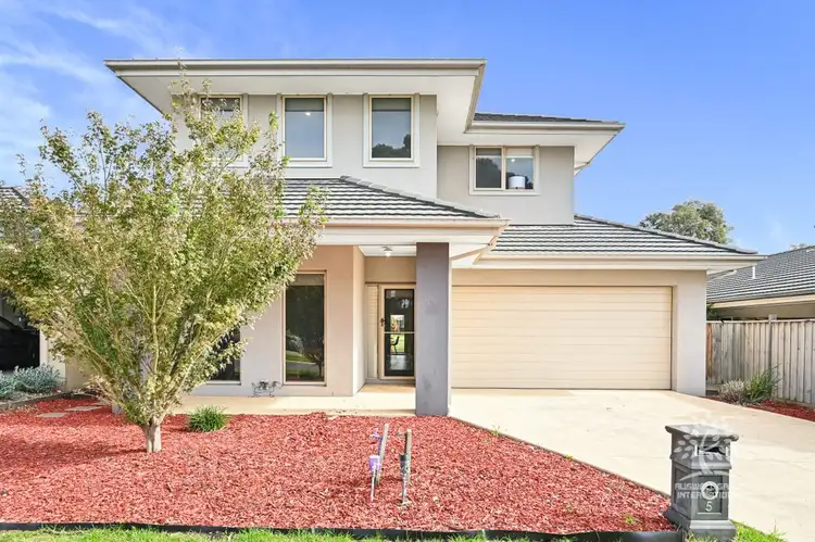 Second view of Homely house listing, 5 Merivale Close, Sandhurst VIC 3977