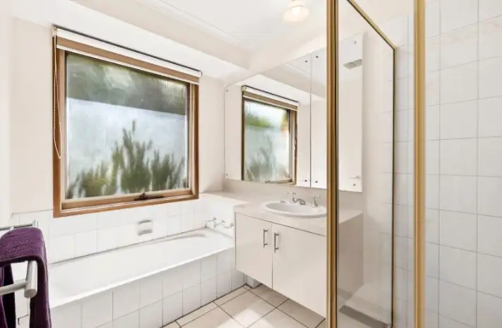 Fifth view of Homely house listing, 8 Teralba Close, Mill Park VIC 3082