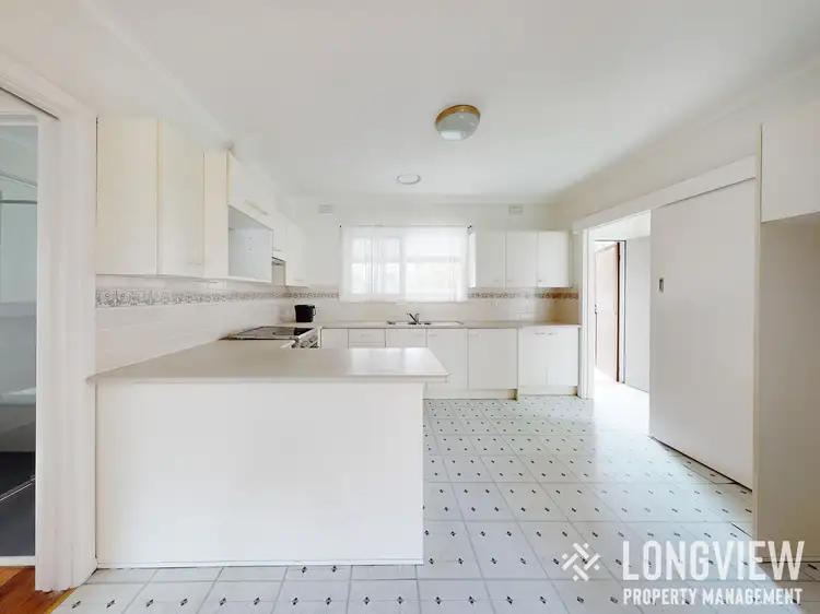 43a Mandowie Rd, Glen Waverley VIC 3150