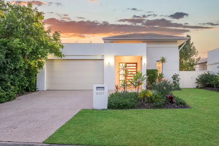 2807 Gracemere Circuit East, Hope Island QLD 4212