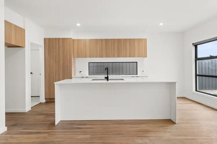Fourth view of Homely townhouse listing, 12 Centralpark Walk, Strathtulloh VIC 3338