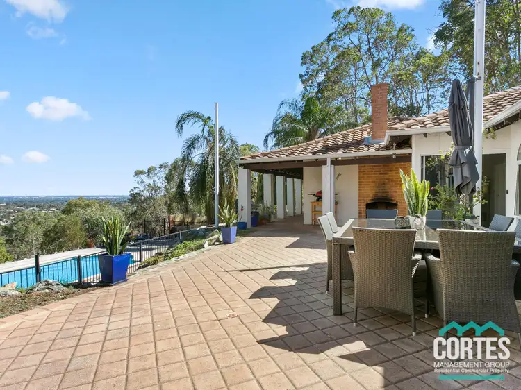 Third view of Homely house listing, 10 LABYRINTH CLOSE, Kelmscott WA 6111