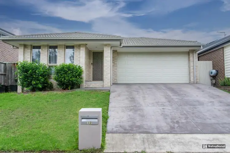 32 Murcott Terrace