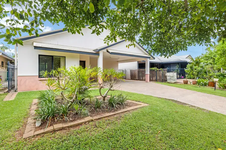 12 Ashburton Way