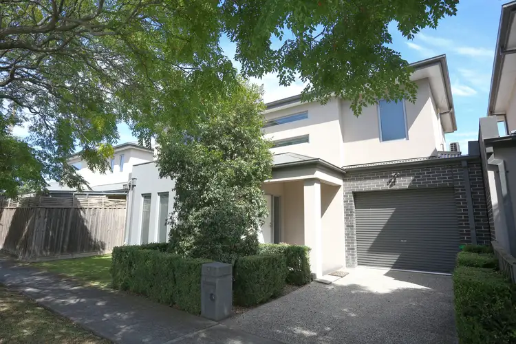 1 Iris Avenue, Altona North VIC 3025