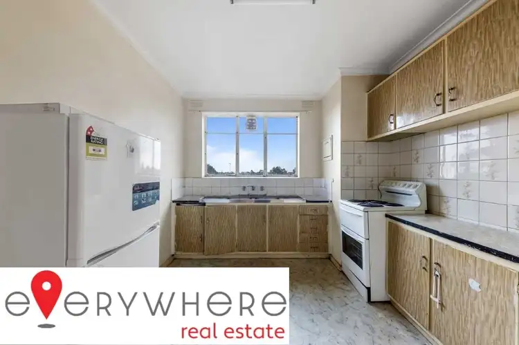 11/2 Forrest Street, Albion VIC 3020