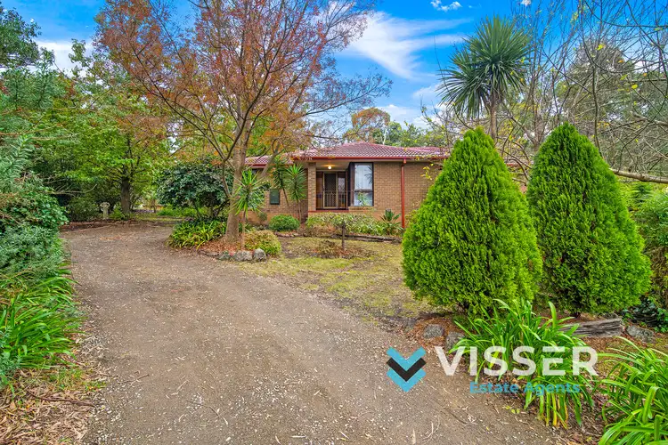 13 Stuart Street, The Basin VIC 3154